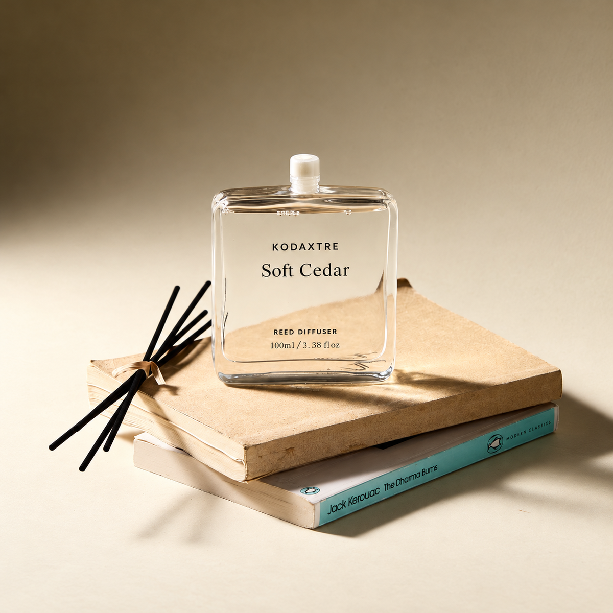 KODAXTRE Atmos Reed Diffuser — Soft Cedar 100 mL / 3.38 fl oz